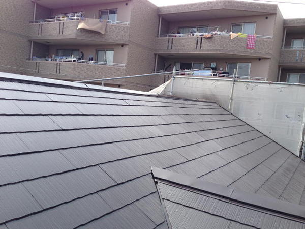 刈谷市 B様邸 屋根塗装 遮熱シリコンコース上塗り完了2