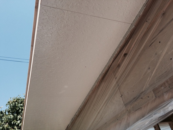 岡崎市 S様邸 車庫新築軒天井塗装 ウレタンコース下塗り完了