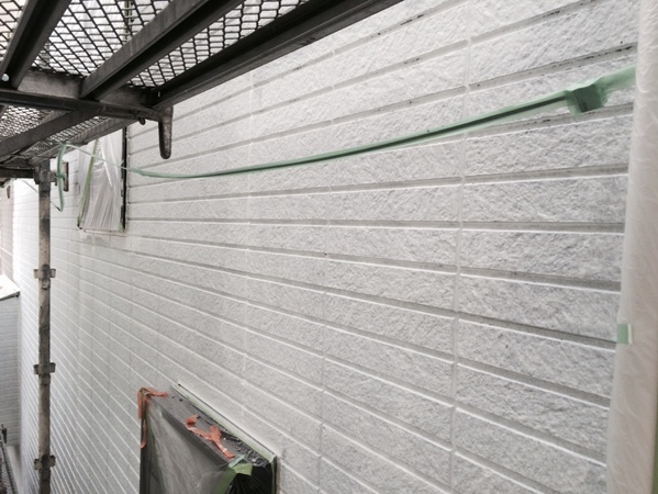 豊田市 Ｎ様邸 戸建 外壁塗装 多彩模様コース外壁塗装下塗り完了
