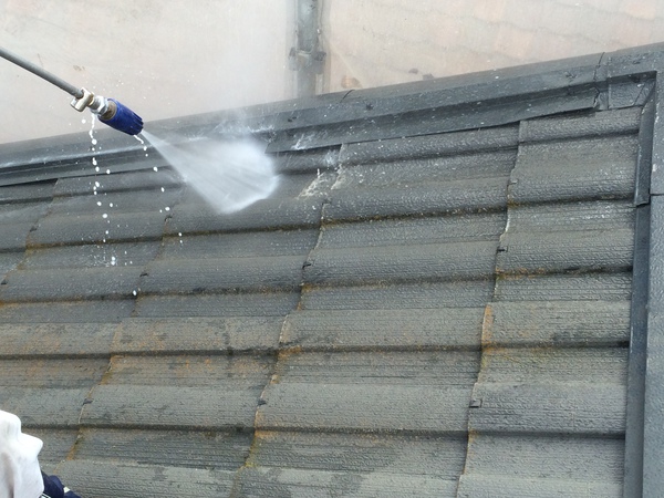 安城市 O様邸 戸建 屋根外壁塗装 フッソコース高圧洗浄屋根150キロ