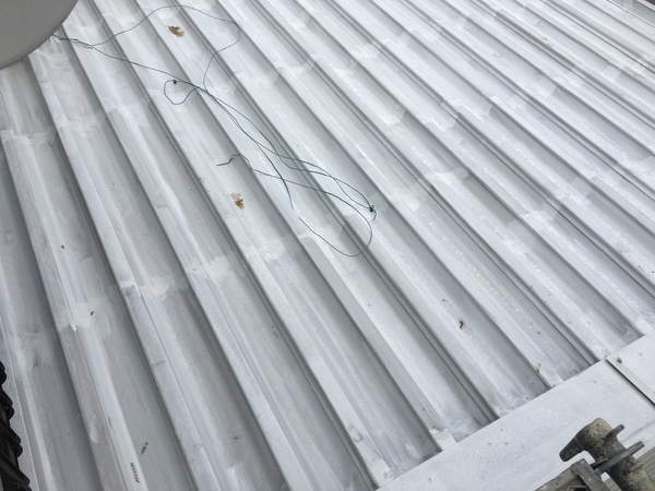 豊田市　H様邸　戸建　外壁・屋根ﾌｯｿｺｰｽ　屋根塗装　下塗り完了
