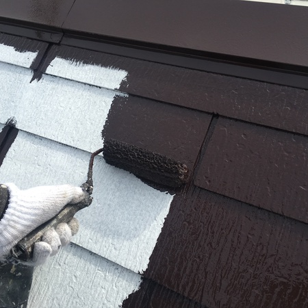 新城市　S様邸　屋根外壁　ﾌｯｿ・多模様塗装ｺｰｽ　屋根塗装　屋根中塗り塗装中