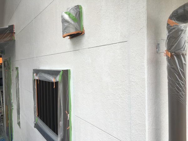 西尾市　S様邸　外壁塗装　ﾌｯｿｺｰｽ　外壁塗装　下塗り完了