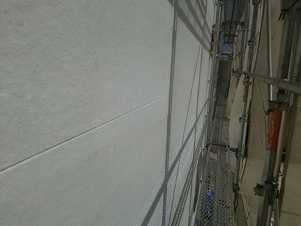 安城市　S様邸　屋根外壁塗装　ﾌｯｿ多模様ｺｰｽ　外壁塗装　下塗り完了
