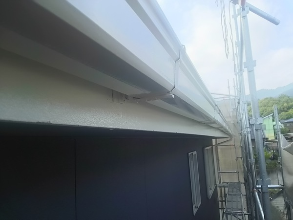 豊田市 O様邸 屋根・外壁ｼﾘｺﾝｰｽ　付帯塗装　施工完了2
