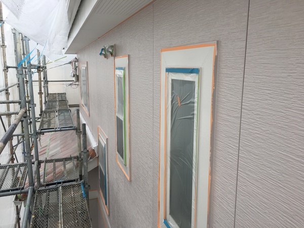 名古屋市 M様邸 外壁フッソコース中塗り完了