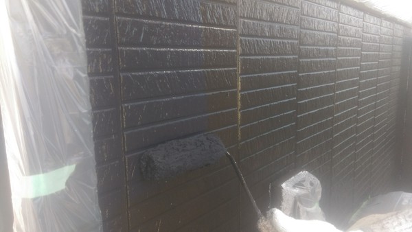 名古屋市 O様邸 屋根・外壁フッソコース下塗り1