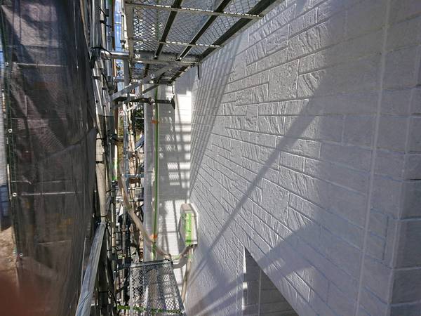 岡崎市 H様邸 屋根・外壁RSダイヤモンドコース下塗り完了