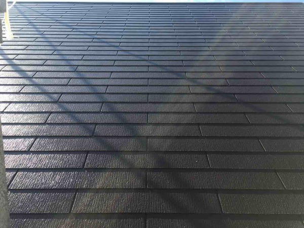 豊田市 H様邸 屋根・外壁RSダイヤモンド・フッソコース屋根上塗り完了