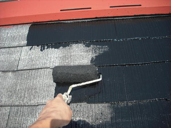 西尾市　　Ｊアパート　Ｃ棟　外壁塗装　屋根塗装　シリコンコース屋根中塗り中