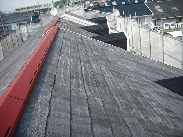 西尾市 Ｊアパート F棟 外壁塗装 屋根塗装 シリコンコース屋根下塗り完了