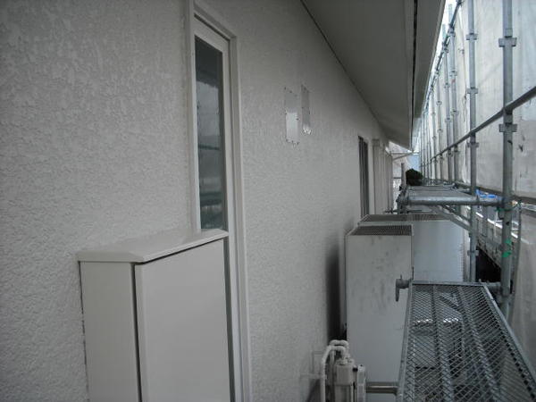 西尾市 Jアパート 管理棟 シリコンコース外壁上塗り完了