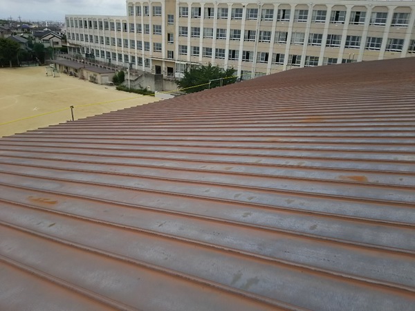 名古屋市　滝の水小学校　屋根塗装　シリコンコース施工前