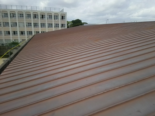 名古屋市　滝の水小学校　屋根塗装　シリコンコース施工前2