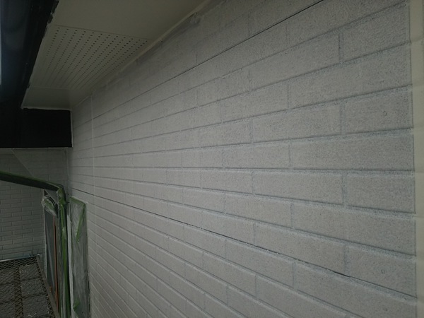 岡崎市　H様邸　戸建　外壁塗装　ﾌｯｿ・多模様コース下塗り完了