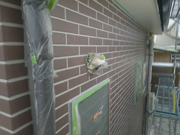 岡崎市　H様邸　戸建　外壁塗装　ﾌｯｿ・多模様コース凸部分完了
