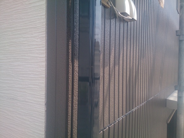 岡崎市 Ｓ様邸 外壁塗装 無機塗装コース　屋根フッソコース外壁上塗り完了1
