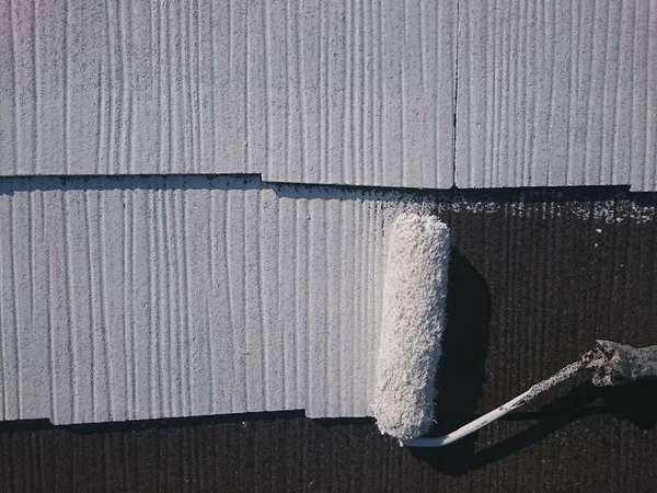 愛知郡  Y様邸  屋根・外壁塗装RSｺﾞｰﾙﾄﾞSi・ RSｺﾞｰﾙﾄﾞﾀﾞｲﾔﾓﾝﾄﾞｺｰｽ　屋根下塗り中