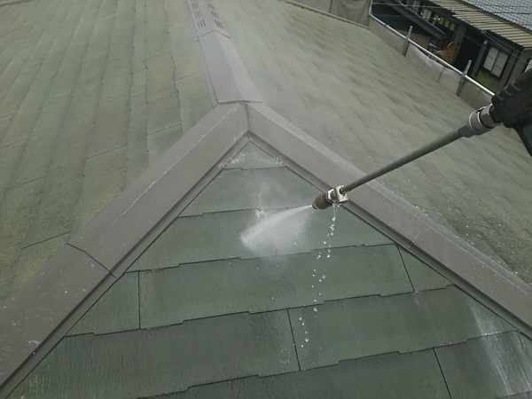 安城市 T様邸 屋根・外壁RSｺﾞｰﾙﾄﾞFﾀﾞﾌﾞﾙﾄｰﾝｺｰｽ　屋根高圧洗浄