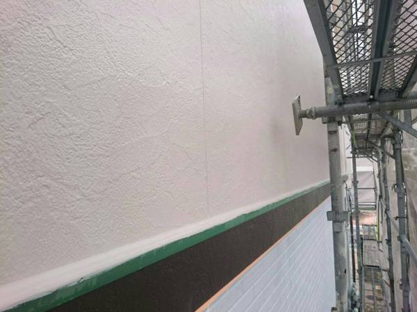 知立市 K様邸 屋根・外壁フッソコース中塗り完了