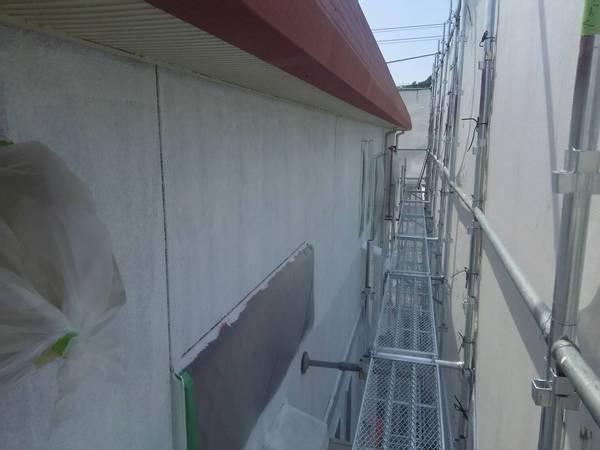 西尾市 S様邸 外壁フッソコース下塗り完了