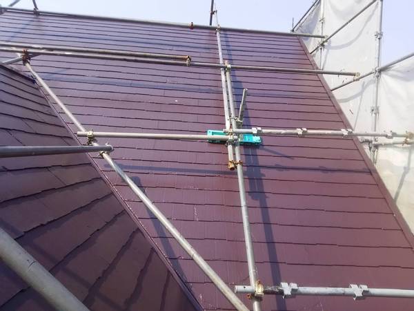 知立市 K様邸 屋根・外壁フッソコース屋根下塗り完了