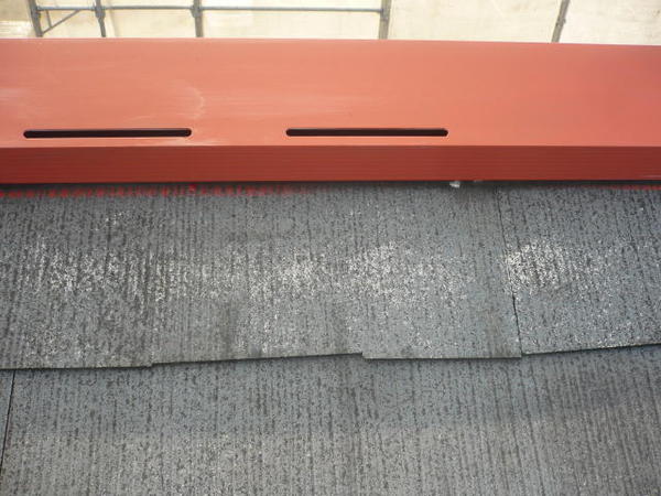 西尾市　Ｊアパート　Ｄ棟　外壁塗装　屋根塗装　シリコンコース下塗り完了屋根