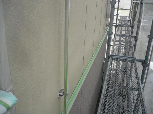 西尾市 Ｊアパート I棟 外壁塗装 屋根塗装 シリコンコース下塗り外壁塗装完了