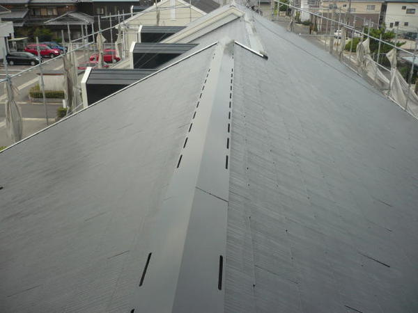 西尾市 Ｊアパート I棟 外壁塗装 屋根塗装 シリコンコース屋根上塗り完了