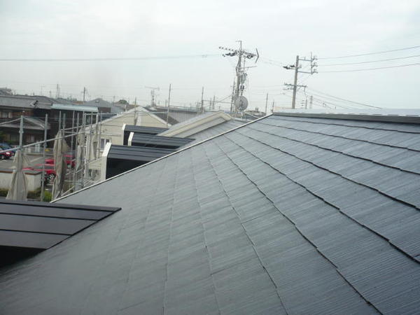 西尾市 Ｊアパート I棟 外壁塗装 屋根塗装 シリコンコース屋根中塗完了