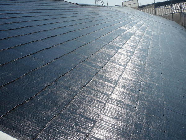 西尾市 Ｊアパート J棟 外壁塗装 屋根塗装 シリコンコース屋根上塗り完了
