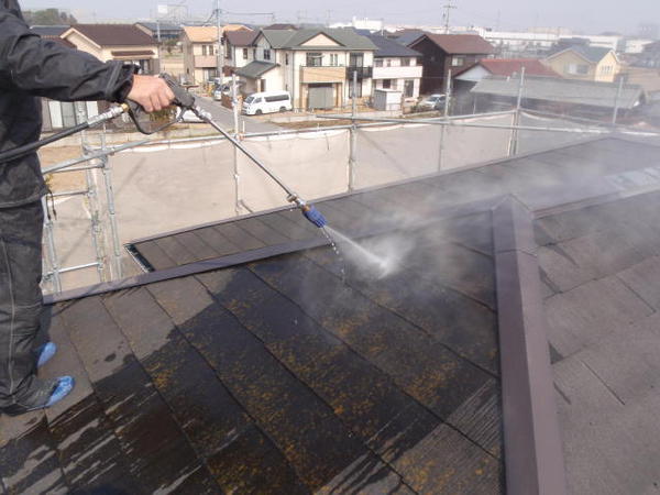高浜市　M様邸　戸建　外壁塗装　屋根塗装　シリコンコース高圧洗浄150キロ屋根