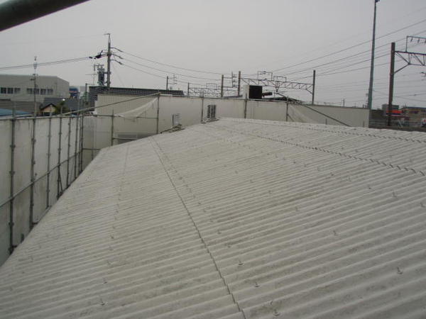 岡崎市　Ｋ社様　外壁塗装　屋根塗装　シリコンコース中塗り完了