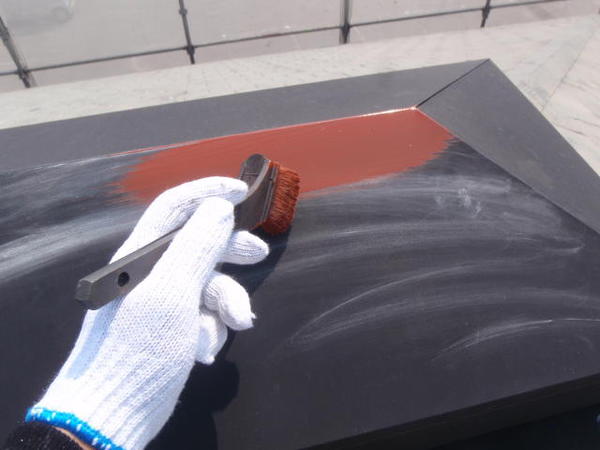 刈谷市　Y様邸　戸建　外壁塗装　屋根塗装　シリコンコース屋根錆止め塗装中