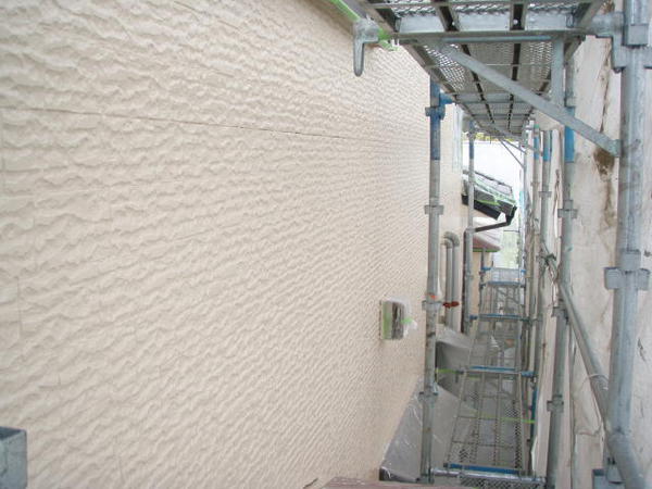 豊田市　Ｉ様邸　戸建　外壁塗装　シリコンコース中塗り完了2
