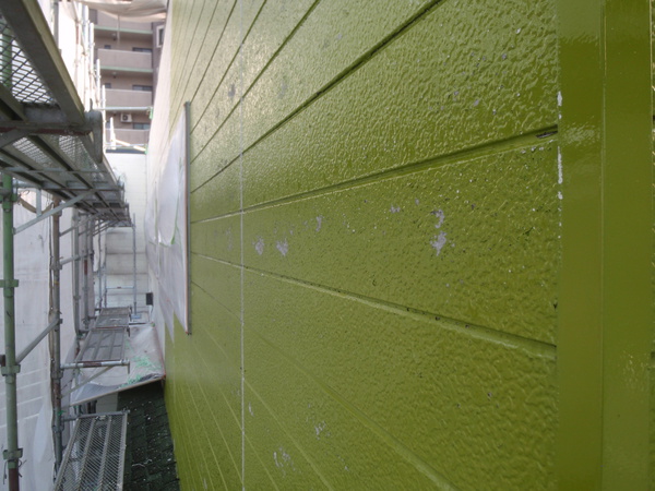 岡崎市 ミワ花店 店舗 屋根・外壁塗装 シリコンコース外壁下塗り完了