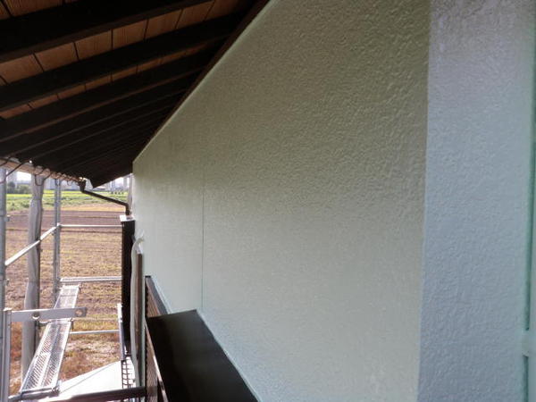 知立市　Ｋ様　戸建　外壁塗装　シリコンコース上塗り完了1