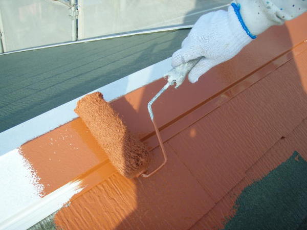 豊田市 J様邸 外壁塗装 屋根塗装 遮熱断熱コース中塗り塗装中