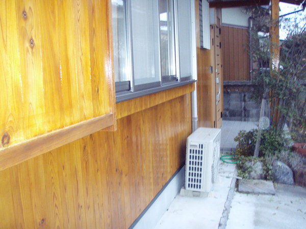 豊田市　Ｔ様邸　木部塗装　ランバーガード上塗り完了