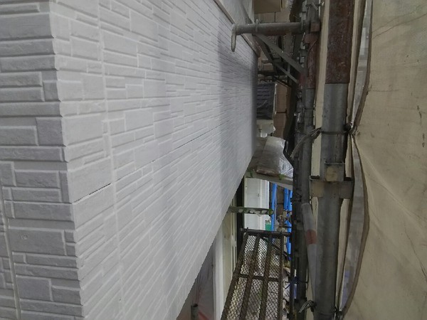 豊田市 N様邸 戸建 屋根・壁塗装 多彩模様コース　外壁塗装　外壁下塗り完了